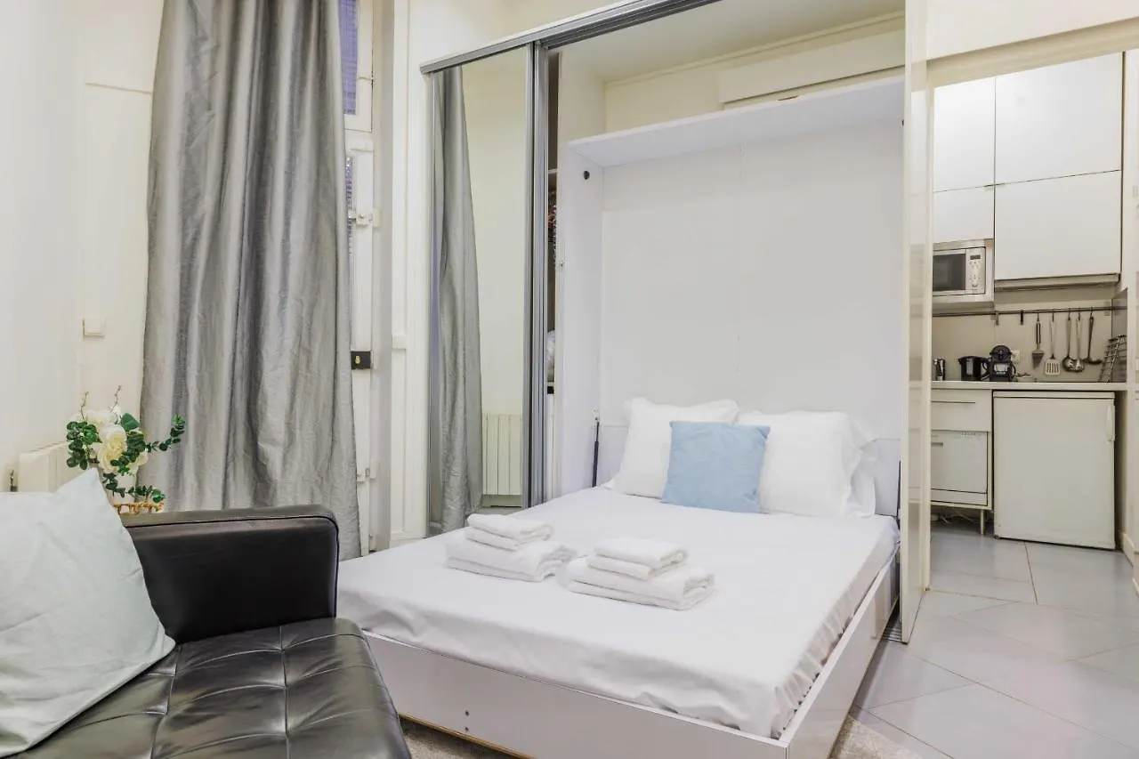 Cozy Studio In The Heart Of Paris - Odeonluxembourg Apartment